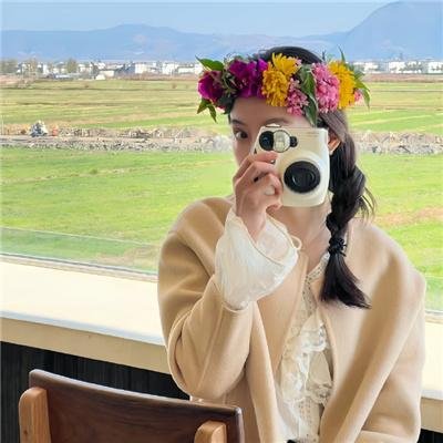 恋综女嘉宾被曝突然退出节目，一夜之间发布会舞台画面流出